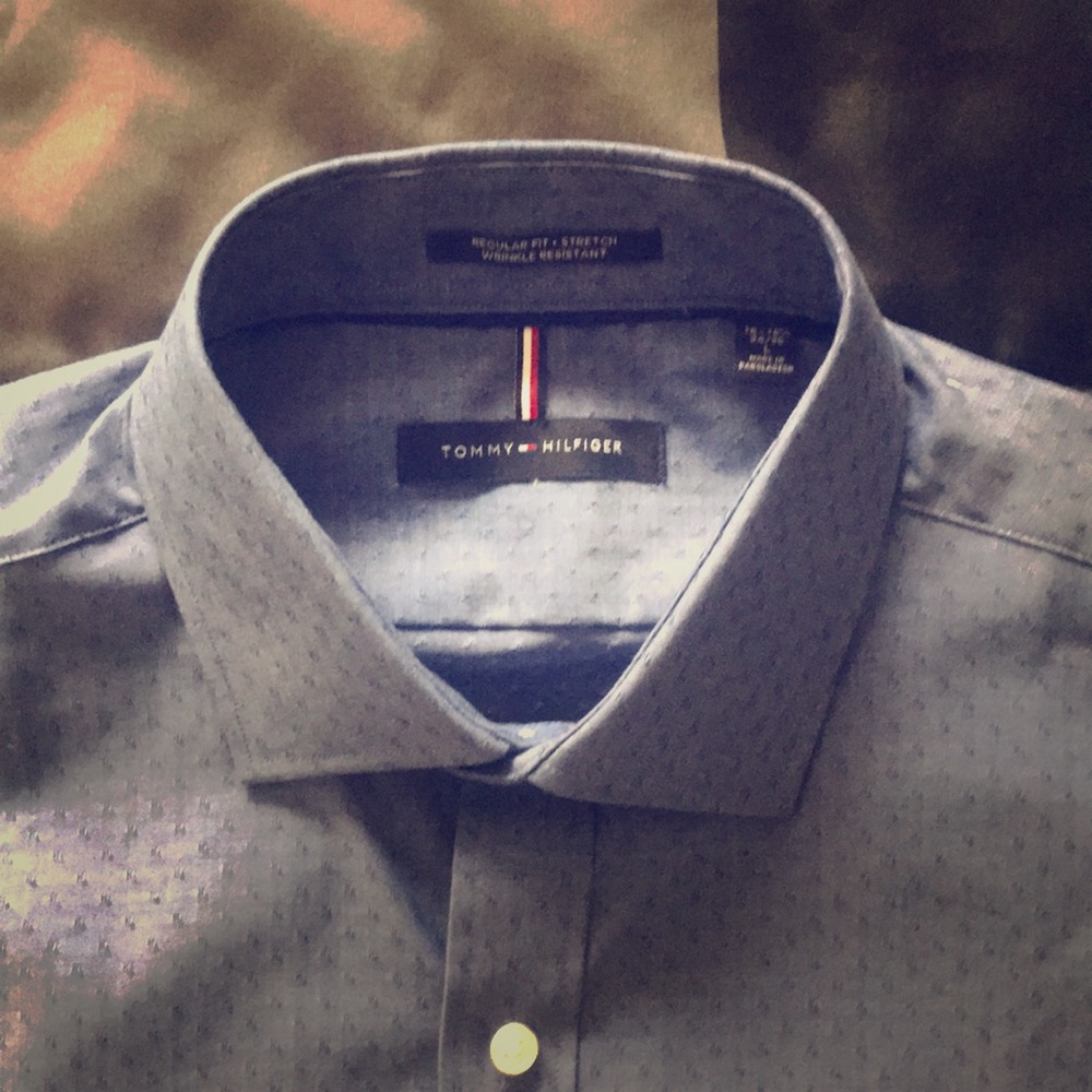 Tommy Hilfiger button up dress shirt